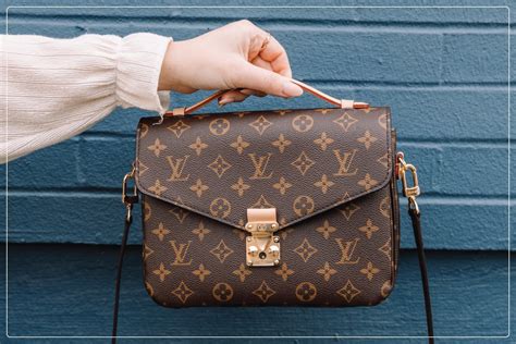 fake louie vutton bags|louis vuitton bag real or real.